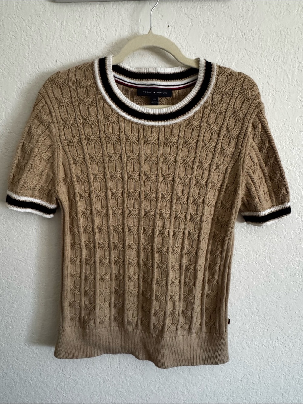 Tommy Hilfiger Tan Cable Knit Short Sleeve Sweater Size L